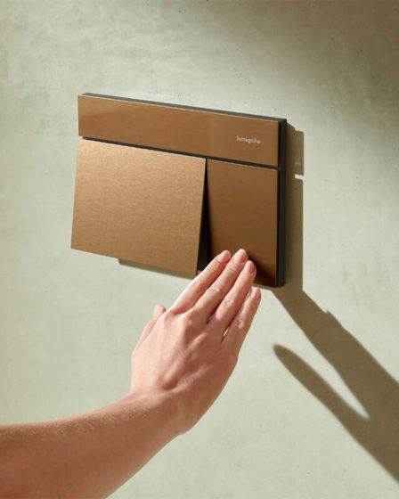 Hansgrohe iFrame Element E tipka za vodokotlić, brushed bronze – slika 1
